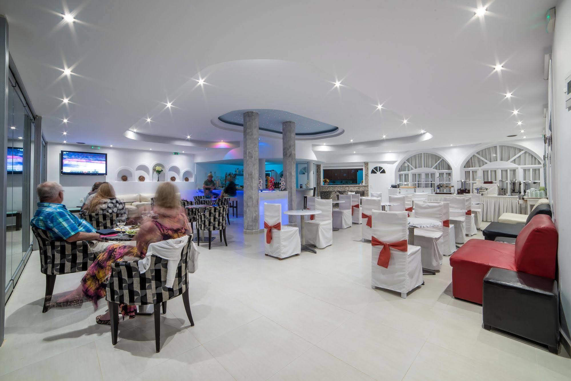 Pantheon Hotel Agios Georgios  Eksteriør billede