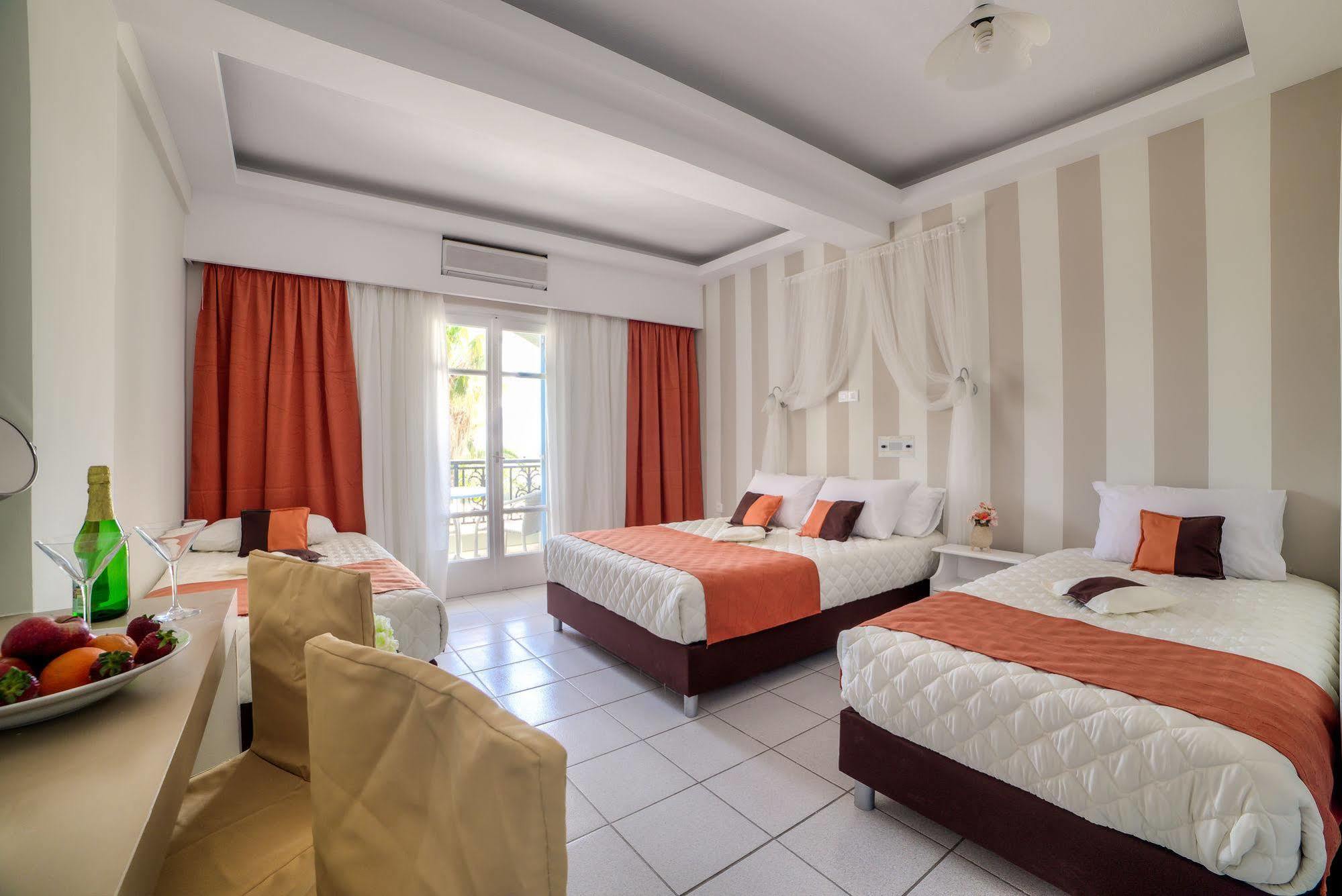 Pantheon Hotel Agios Georgios  Eksteriør billede