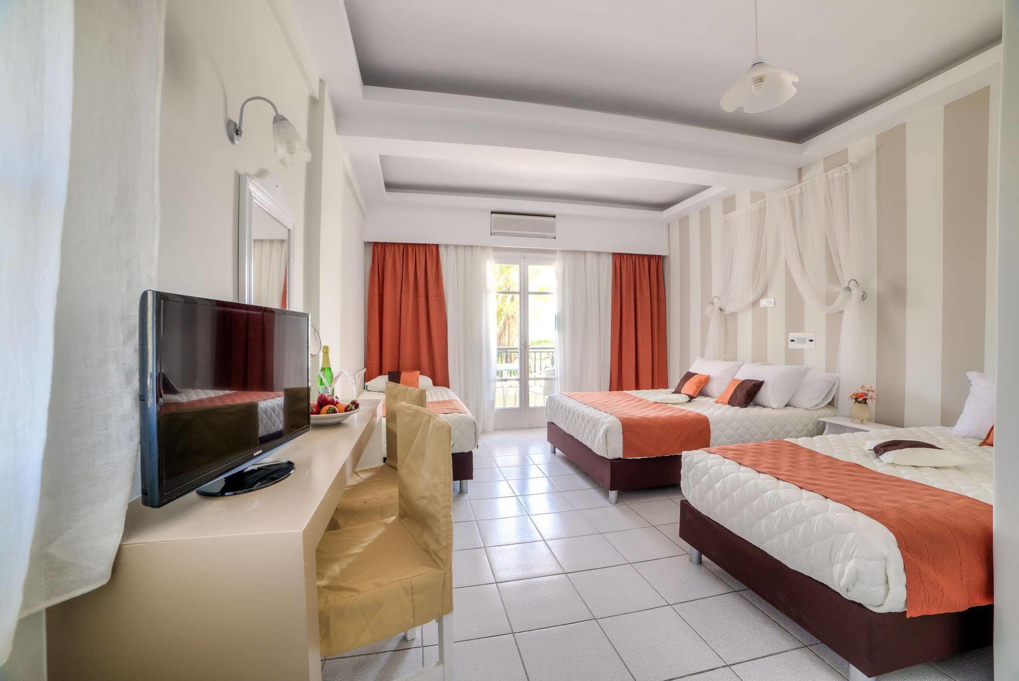 Pantheon Hotel Agios Georgios  Eksteriør billede