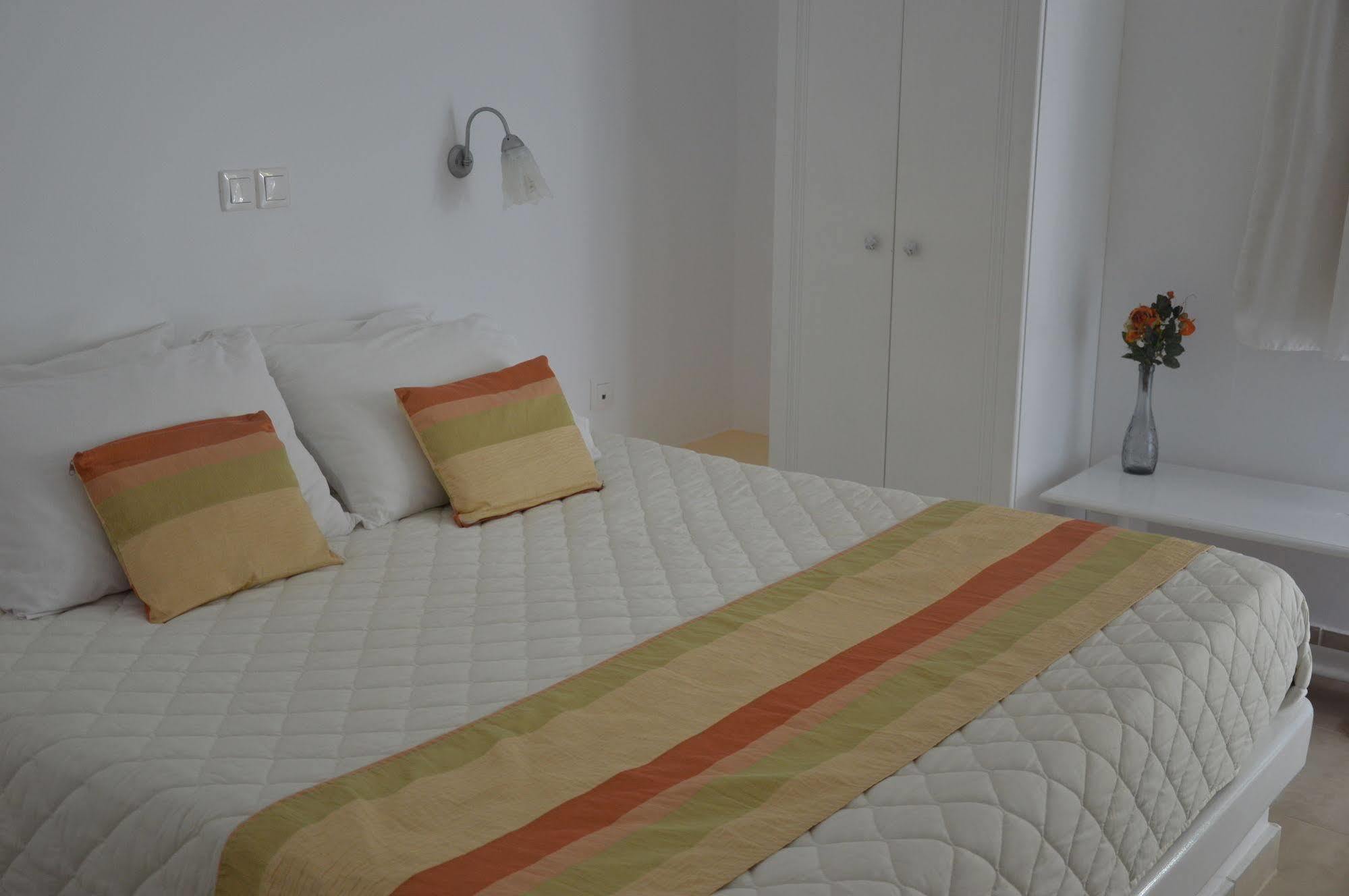 Pantheon Hotel Agios Georgios  Eksteriør billede